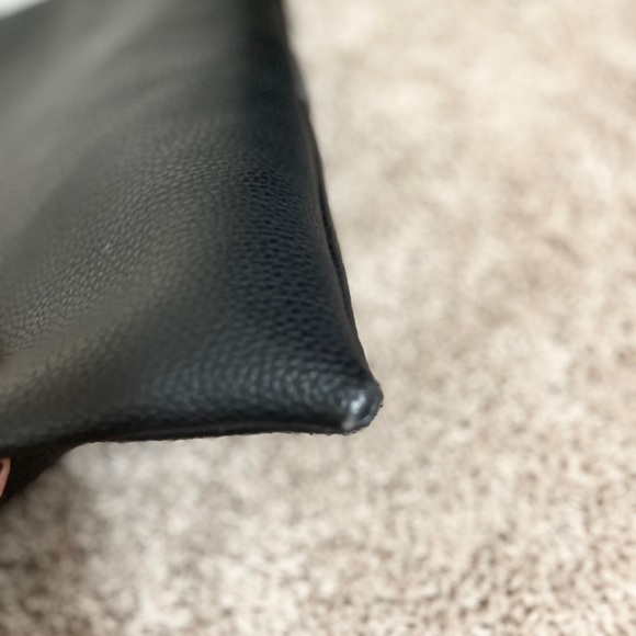 Vince Camuto Vegan Leather Open Tote Bag - Picture 4 of 9